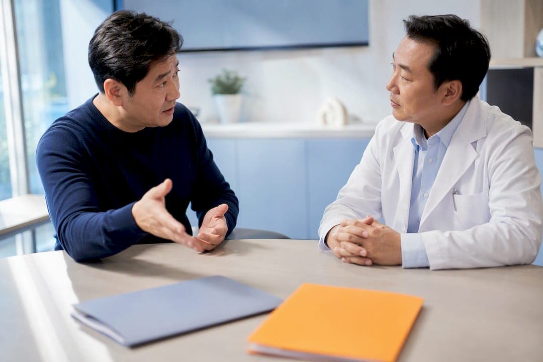 3 Scenarios That Decide: Urologist or Nephrologist in Hong Kong